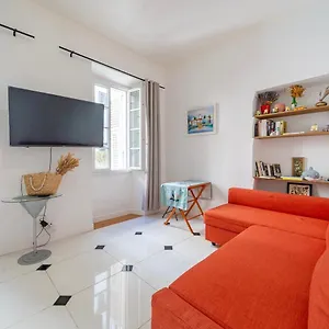 Apartment Claudia - - Very Close To Sea - Calm - Ac, Nice